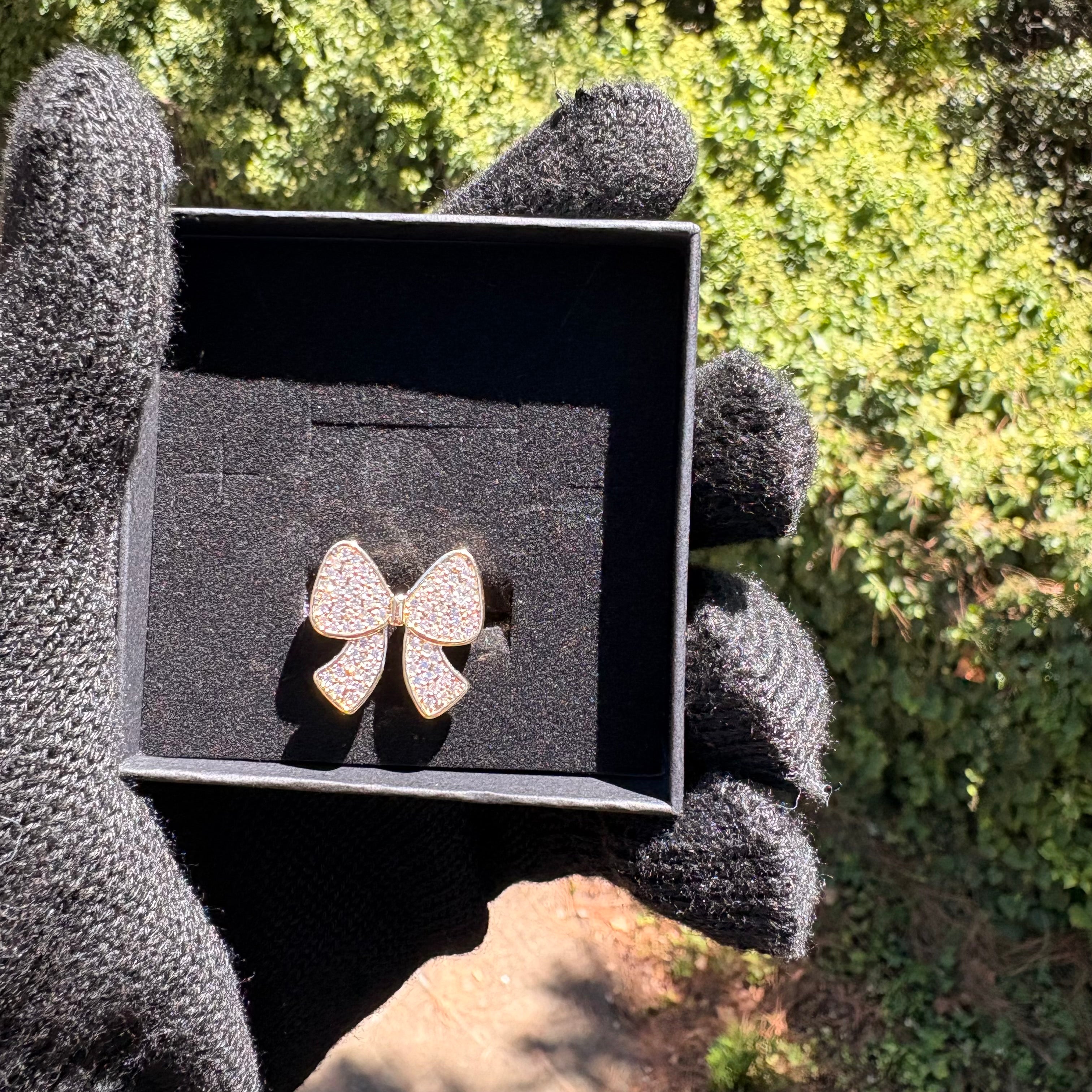 Bow Diamond Ring