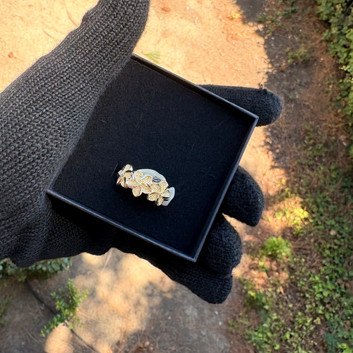 3 Hibiscus Ring