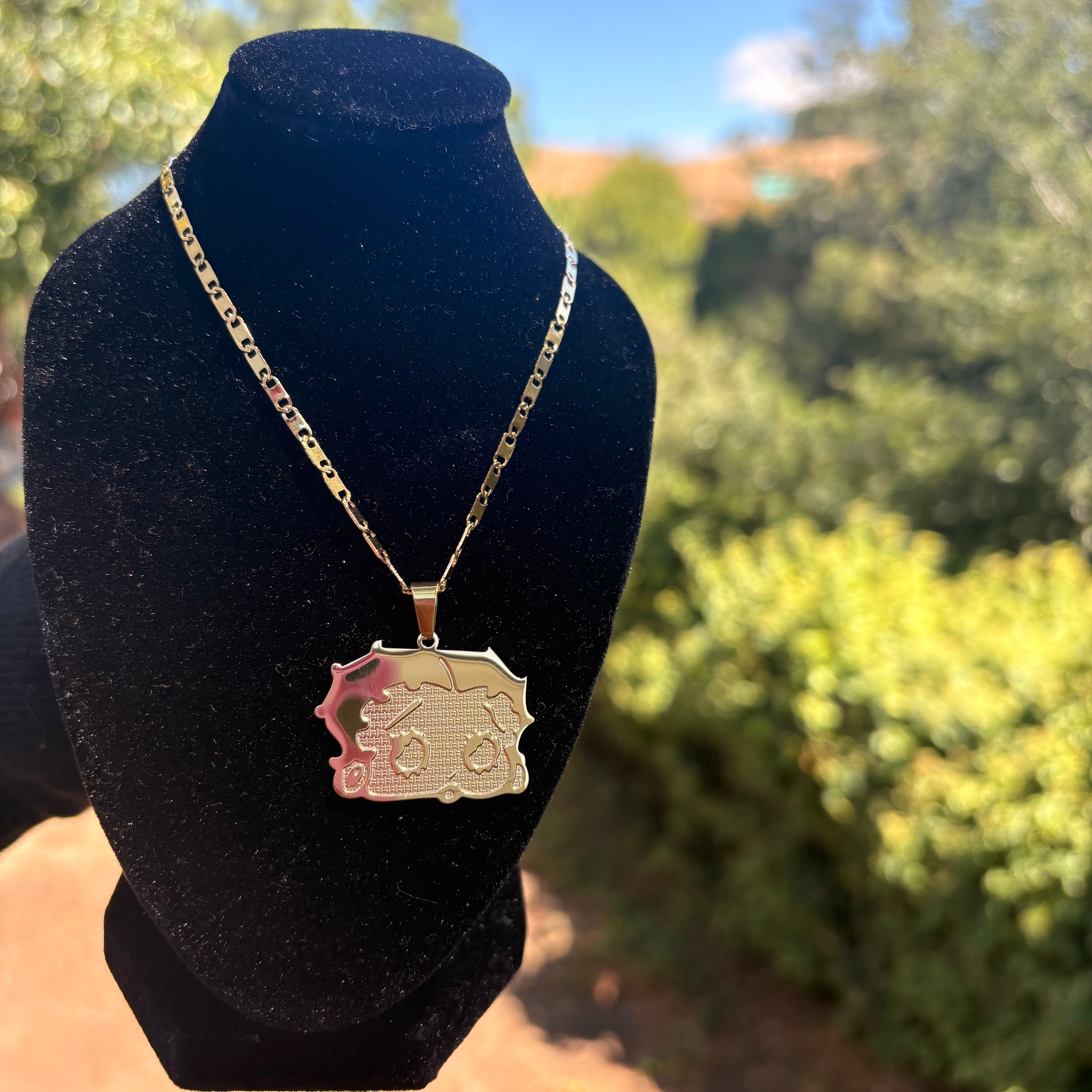 BB Gold Big Face Necklace
