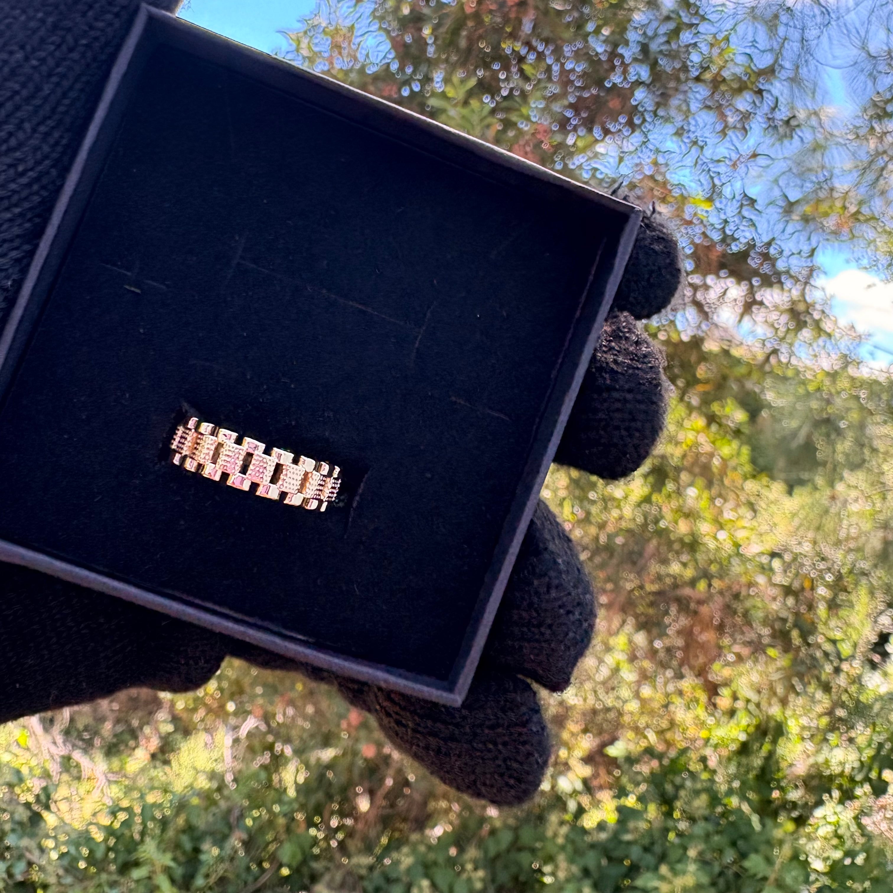 Simple Rolex Banded Ring
