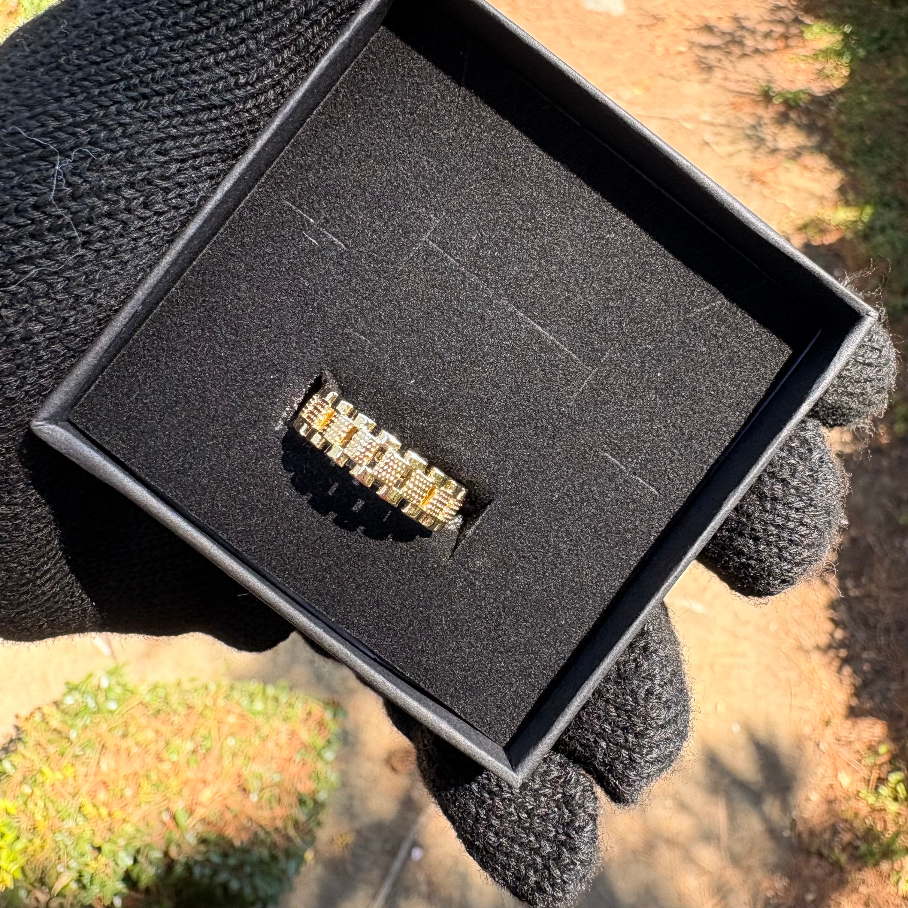 Simple Rolex Banded Ring