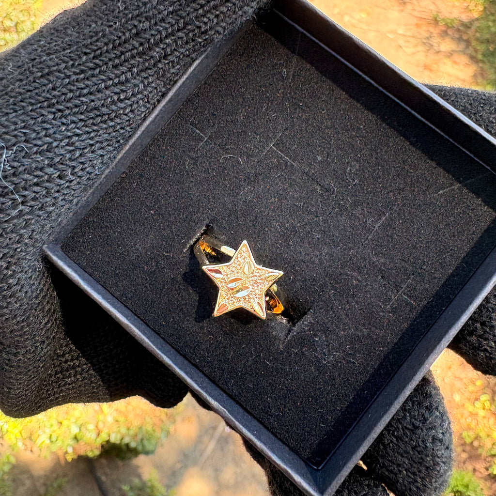 Nugget Star Ring